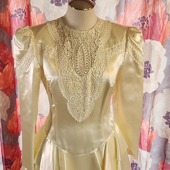 Vintage Jessica McClintock Cream Satin/Silk Wedding Formal Dress Size Small - Picture 5 of 17